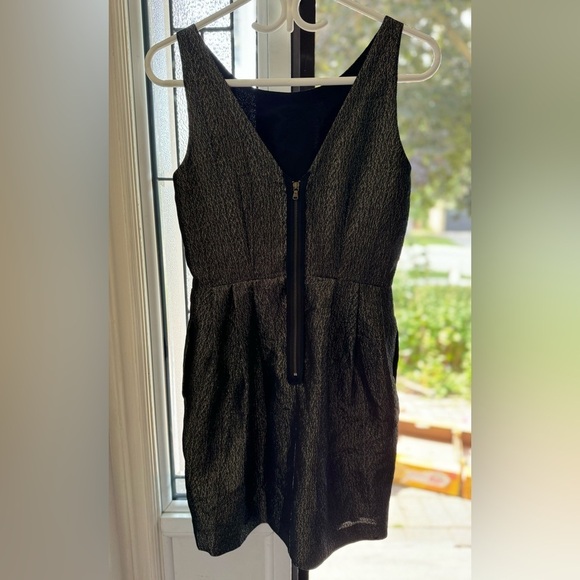 CLUB MONACO black gold metallic sleeveless dress (size 2) - Picture 3 of 6